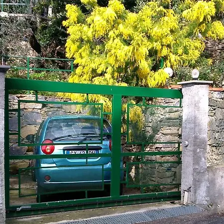 Casa Indipendente Nel Verde Holiday home *