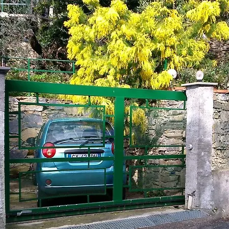 Casa Indipendente Nel Verde Holiday home *